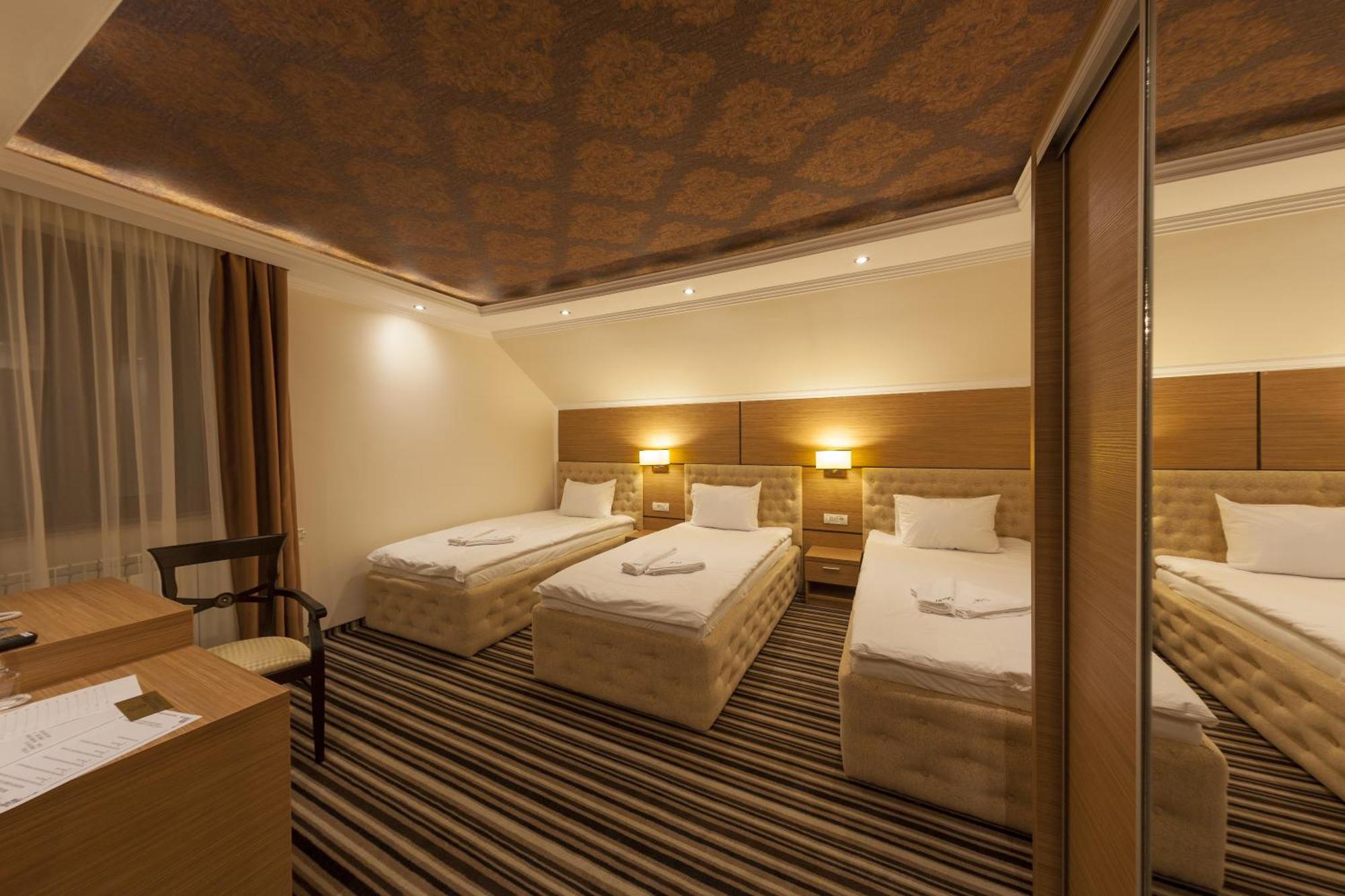 Allegria Hotel Alba Iulia Quarto foto