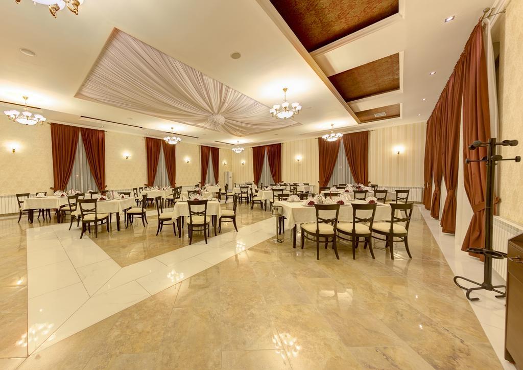 Allegria Hotel Alba Iulia Exterior foto