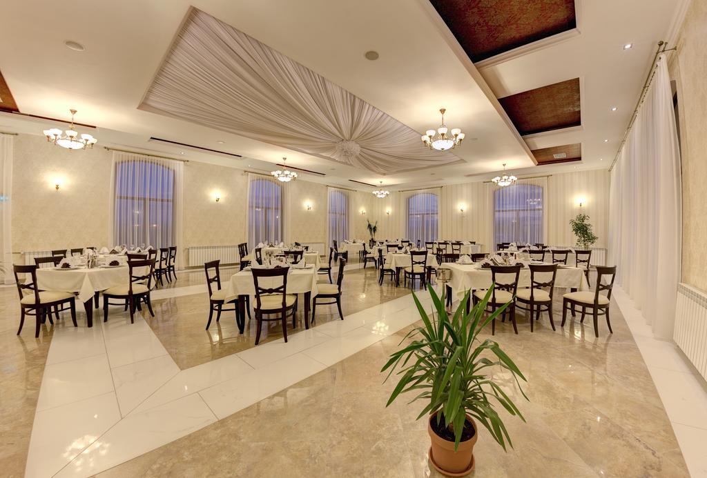 Allegria Hotel Alba Iulia Exterior foto