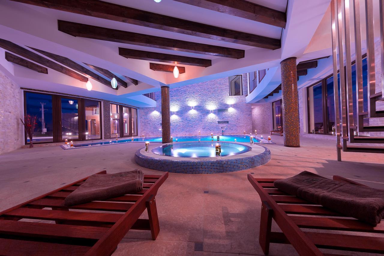 Allegria Hotel Alba Iulia Exterior foto